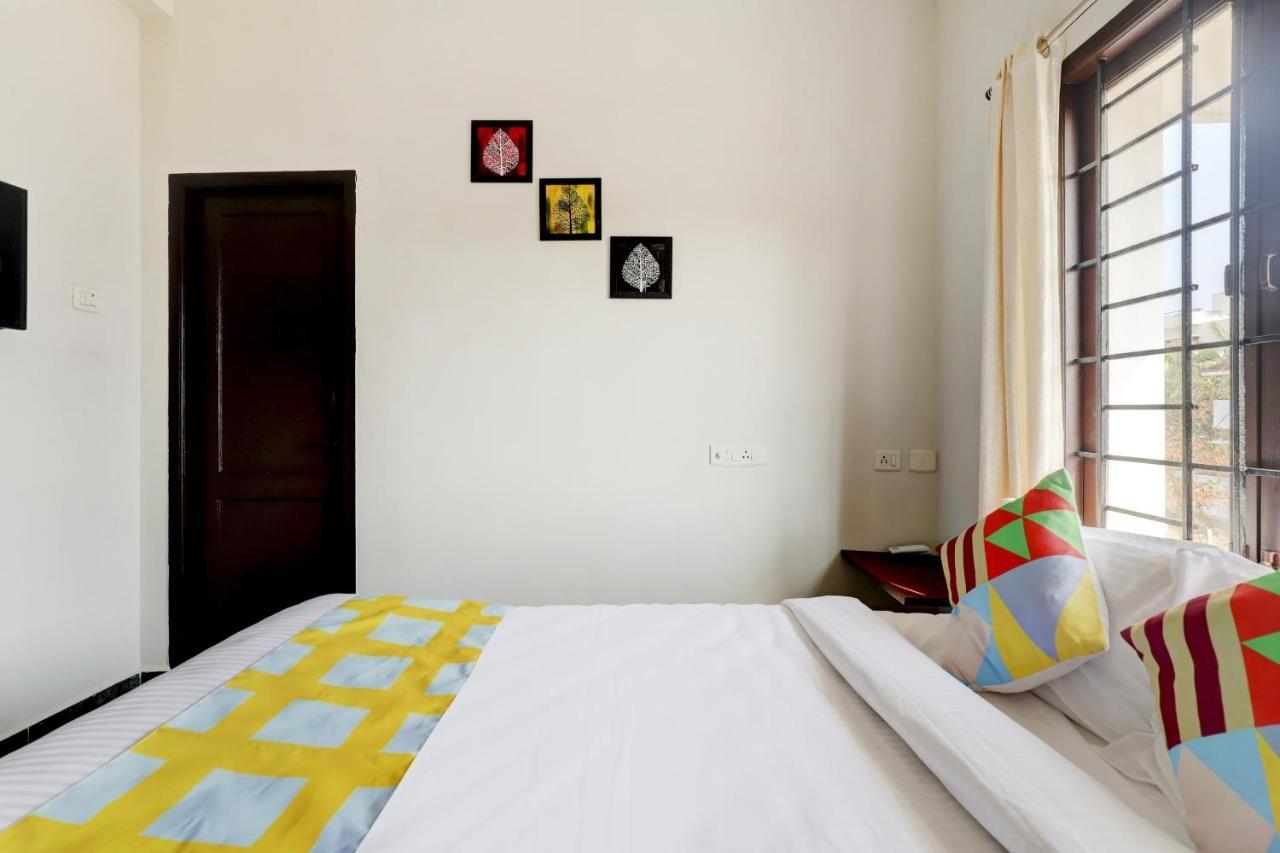 Oyo Home Fantasea Uthandi Near Juhu Beach Chennai Exterior photo